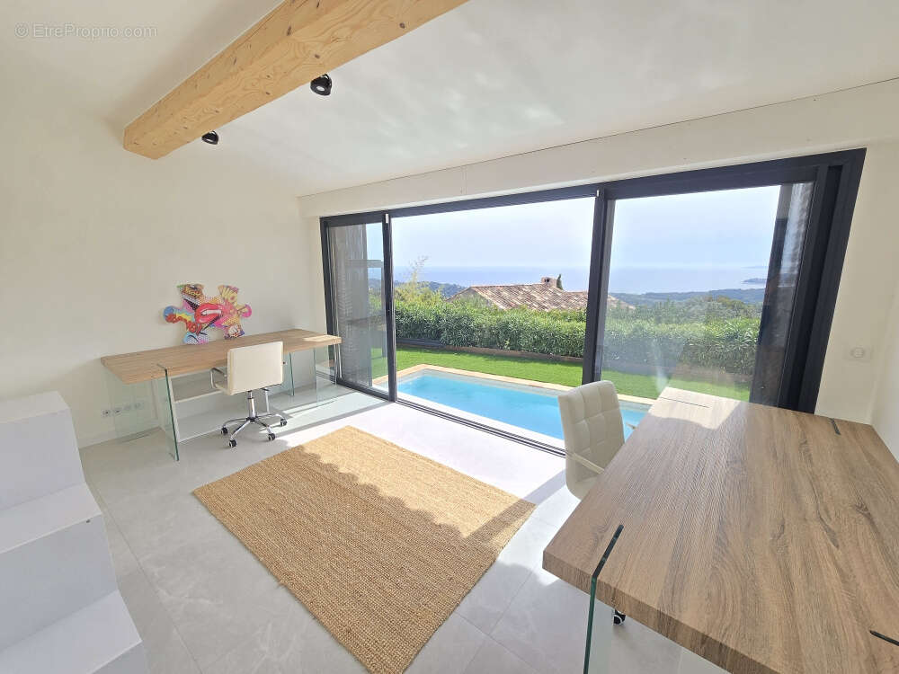 Maison à LA CROIX-VALMER