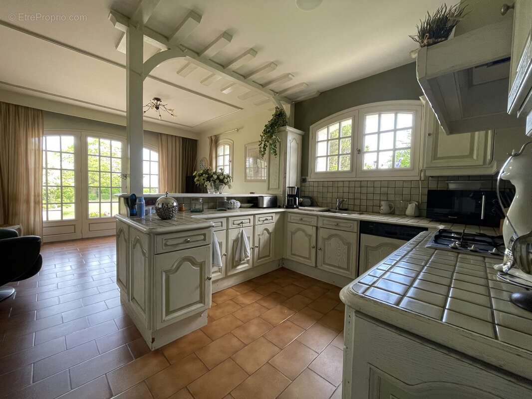 Maison à LA BOISSIERE-DU-DORE