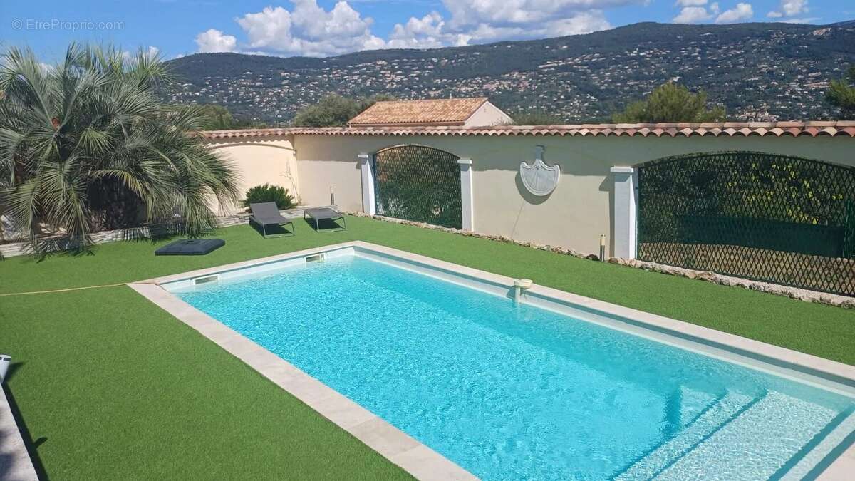 Maison à PEYMEINADE