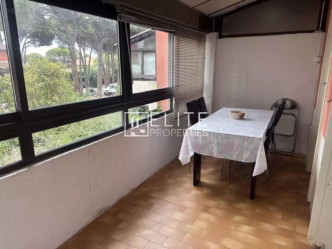Appartement à FREJUS