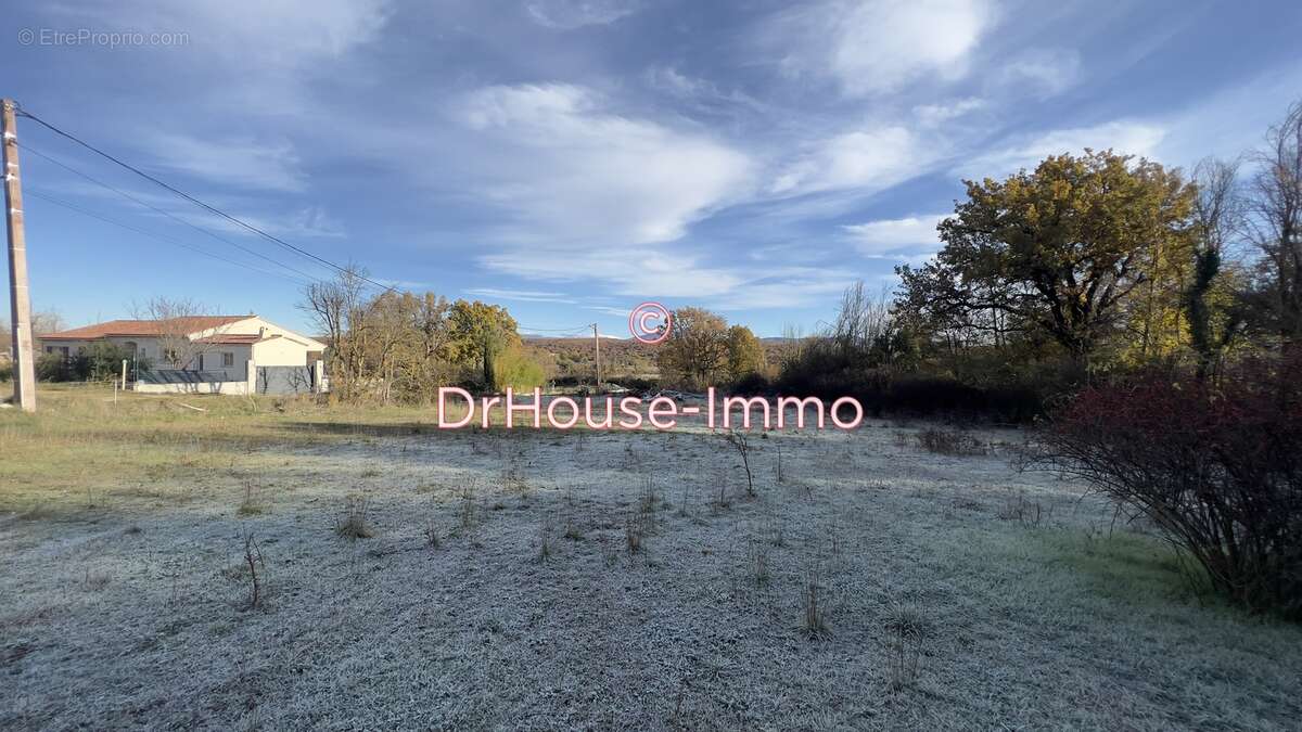 Terrain à MONTMEYAN