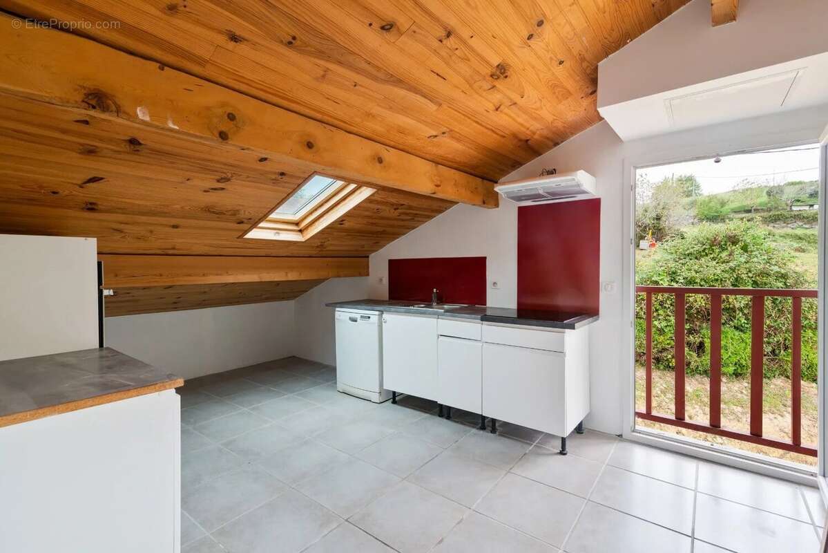 Appartement à SAINT-PEE-SUR-NIVELLE