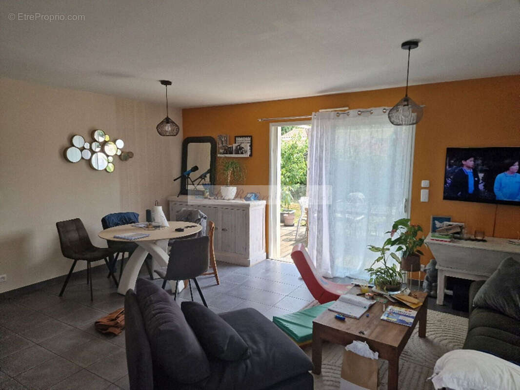 Maison à GOND-PONTOUVRE