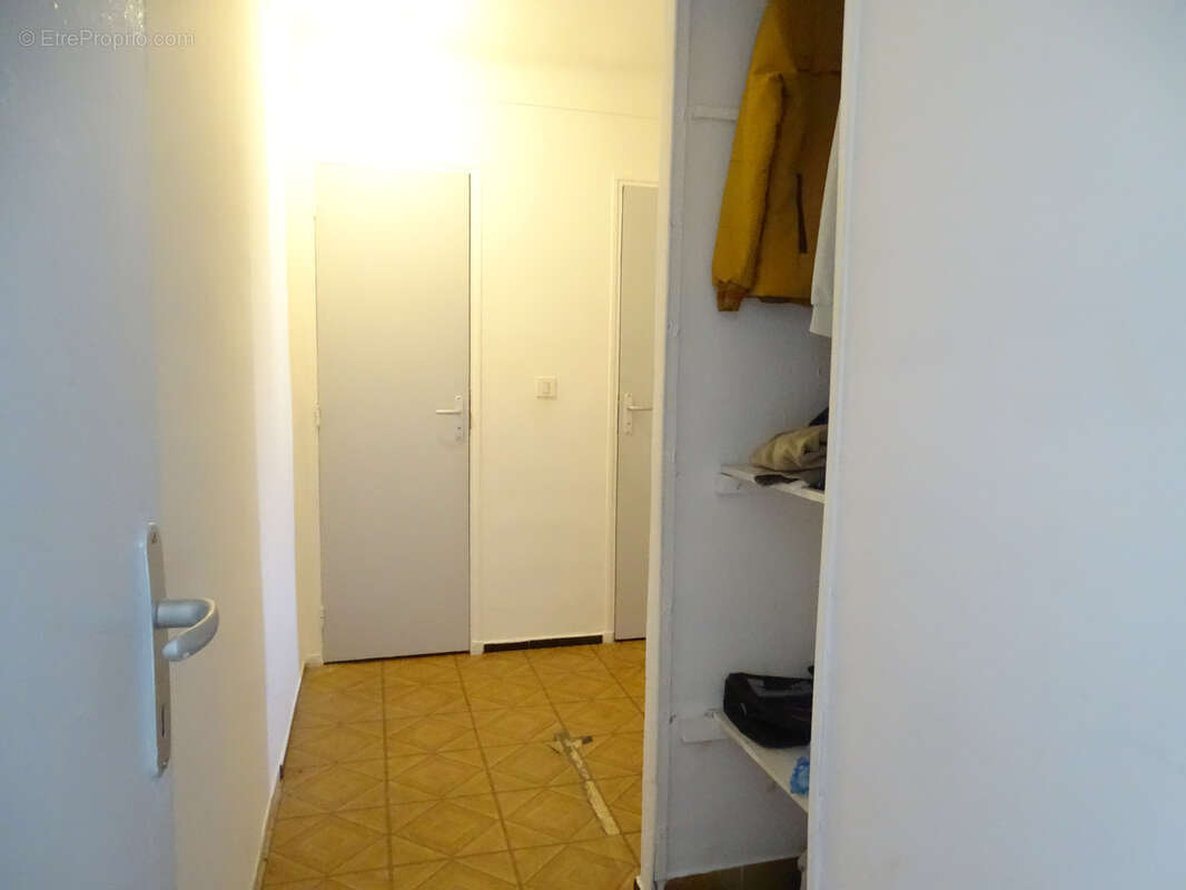 Appartement à MARSEILLE-15E