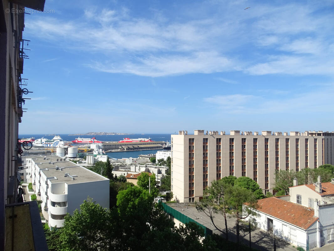 Appartement à MARSEILLE-15E