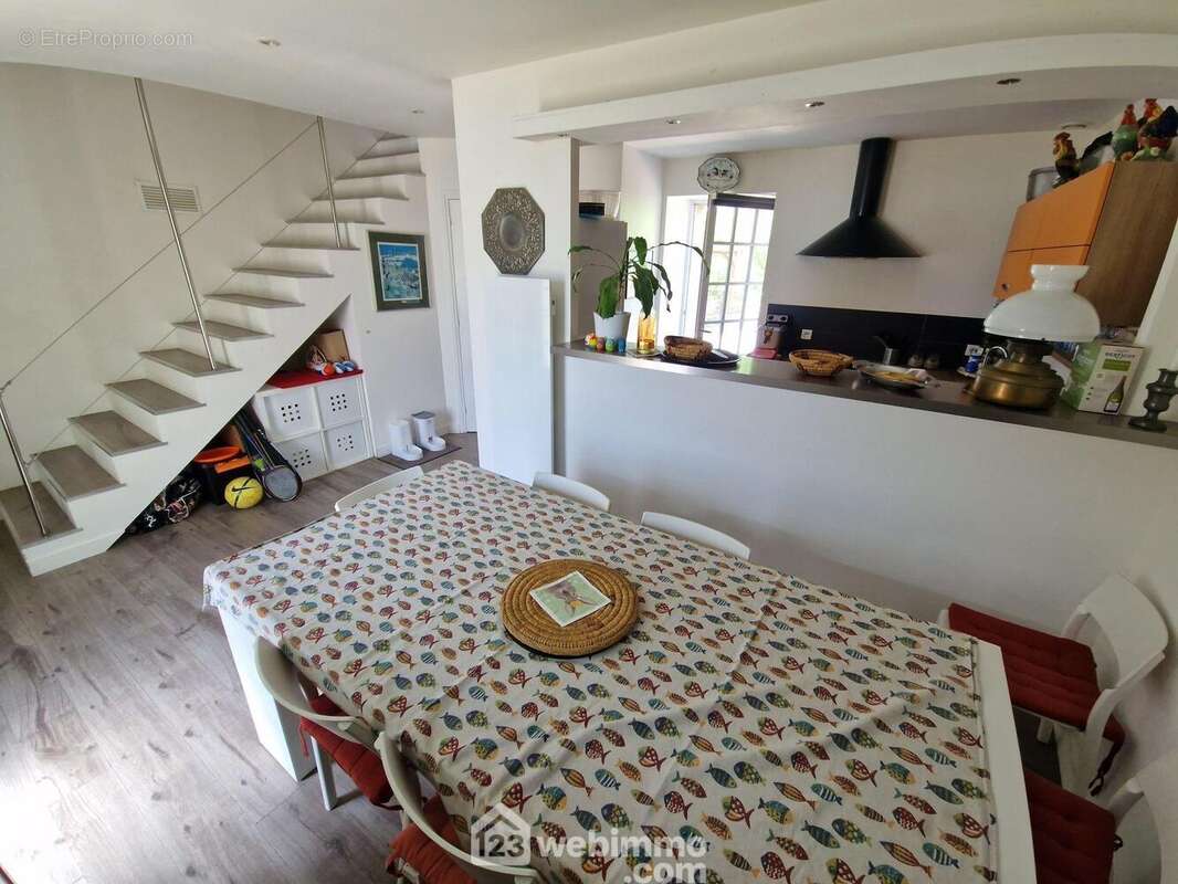 Cuisine de 21 m² - Maison à LE GIROUARD