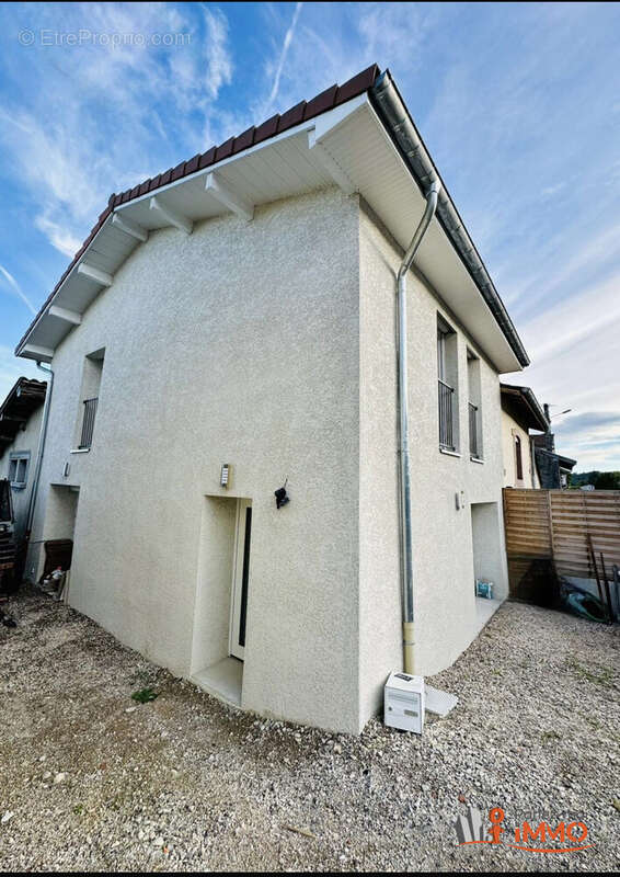 Maison à CHATILLON-LA-PALUD