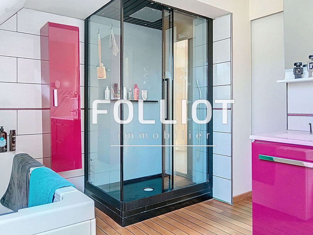 Maison à SAINT-GILLES