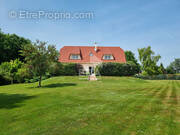 Maison à SAINT-REMY-L&#039;HONORE