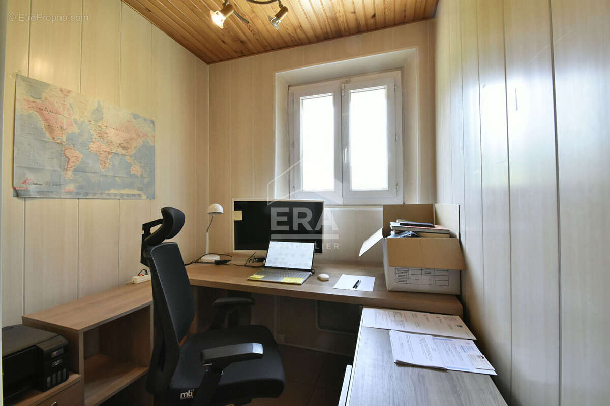 Maison à SAINT-REMY-L&#039;HONORE