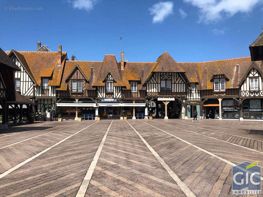 Appartement à DEAUVILLE