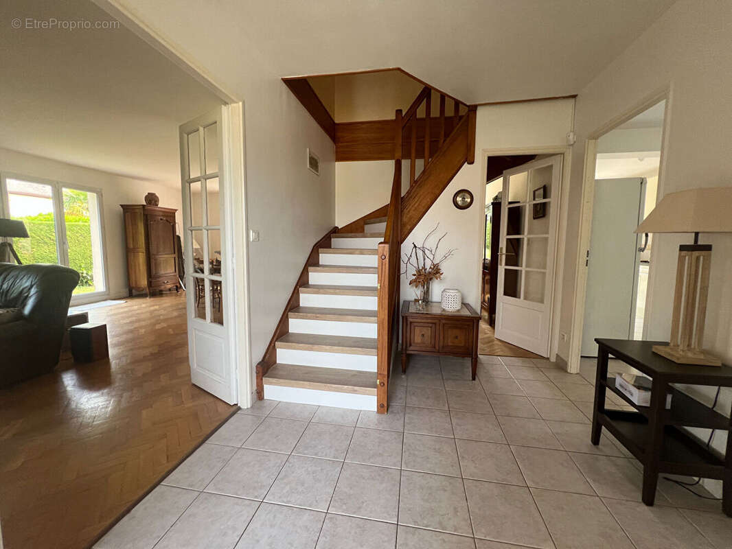 Maison à MONTFORT-L'AMAURY