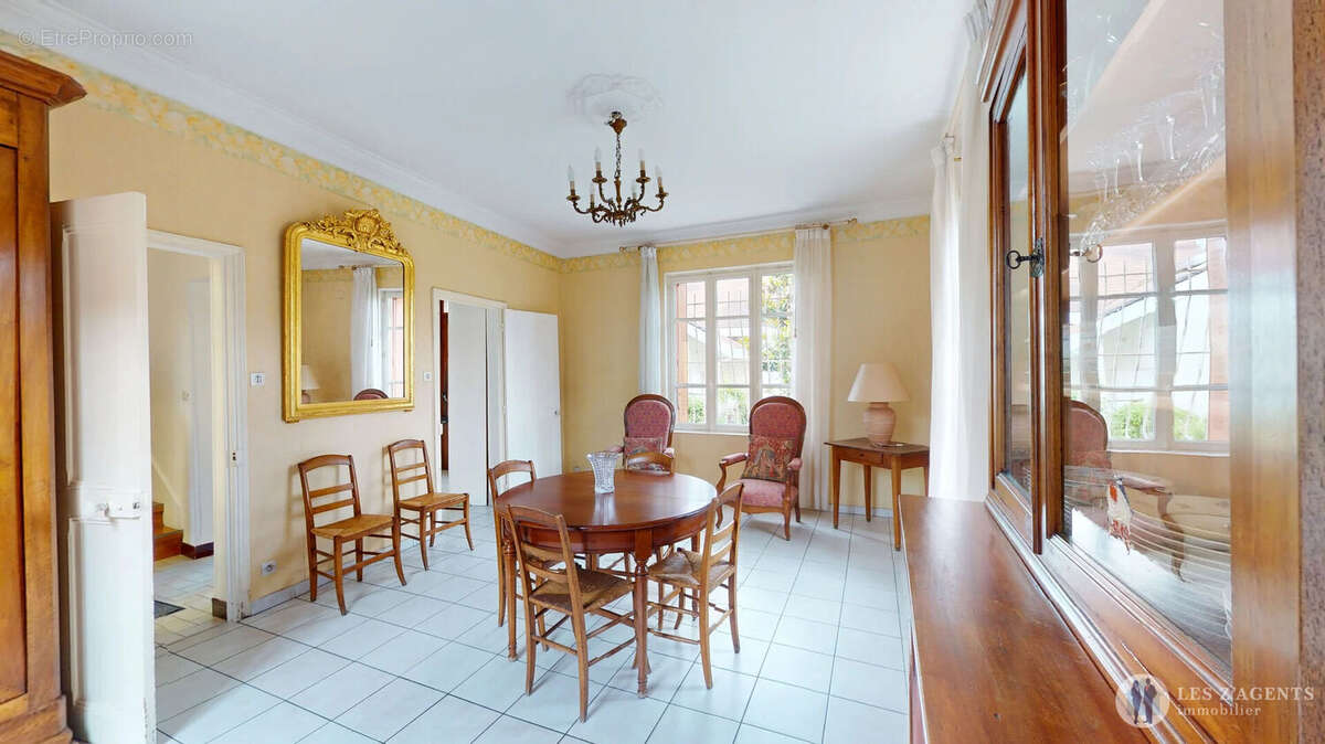 Maison à SAINT-MARTIN-D&#039;HERES