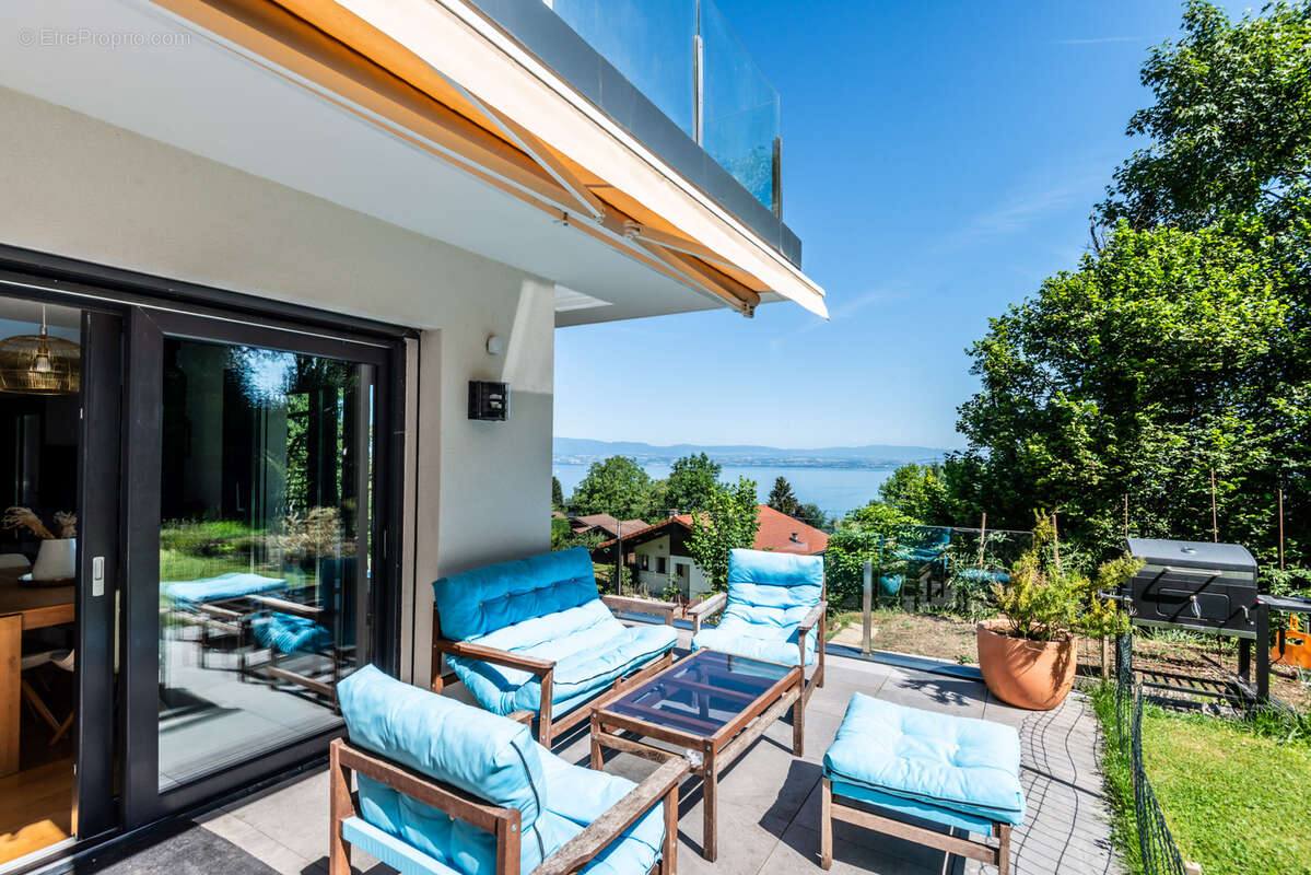 Maison à NEUVECELLE