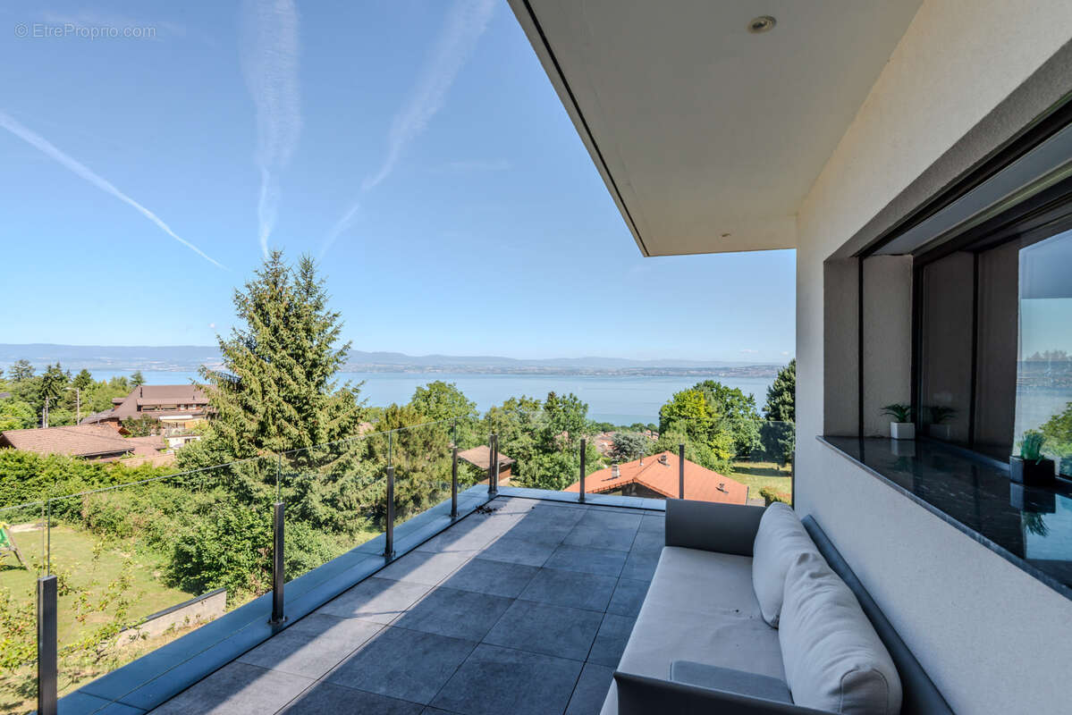 Maison à NEUVECELLE