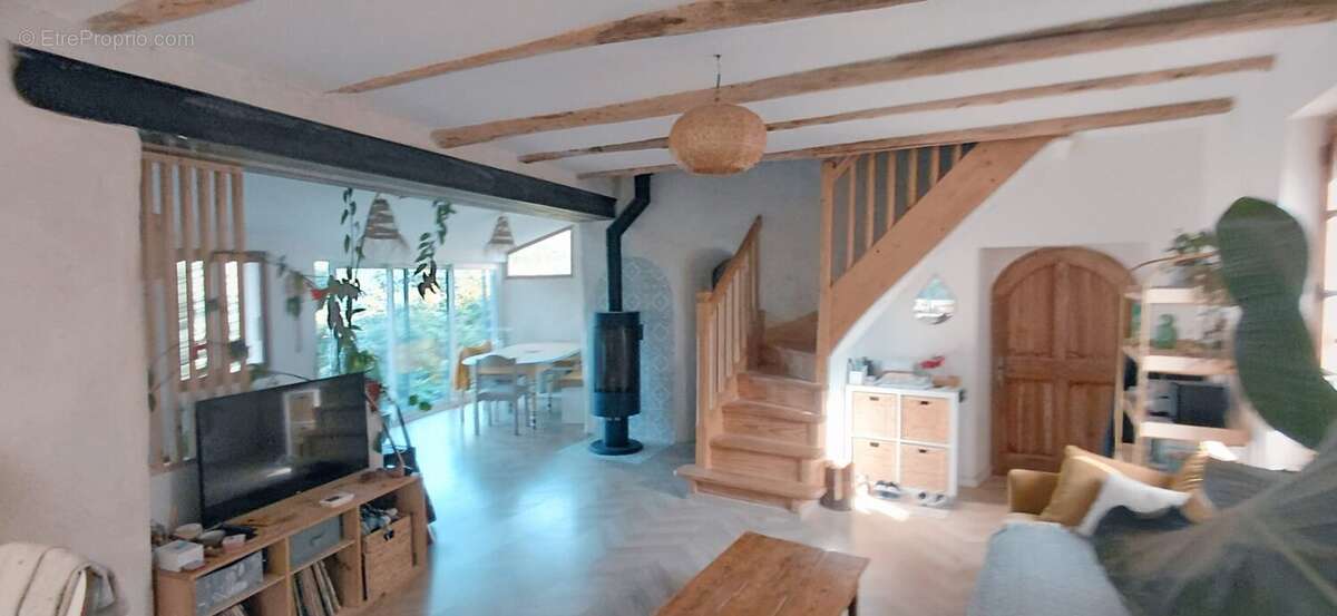 Maison à MONTDARDIER