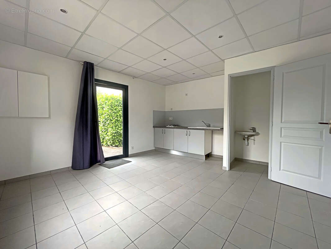 Commerce à LIBOURNE