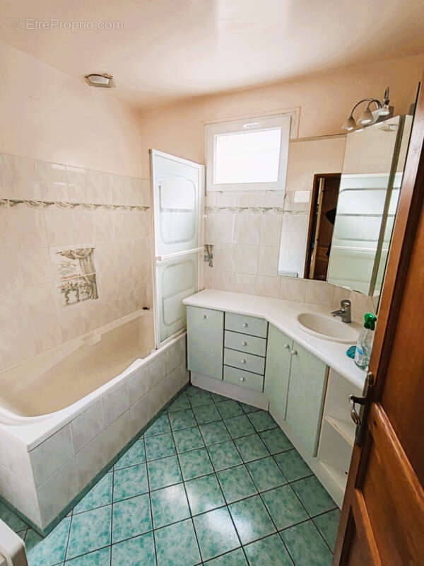 Maison à SAINT-LUPERCE