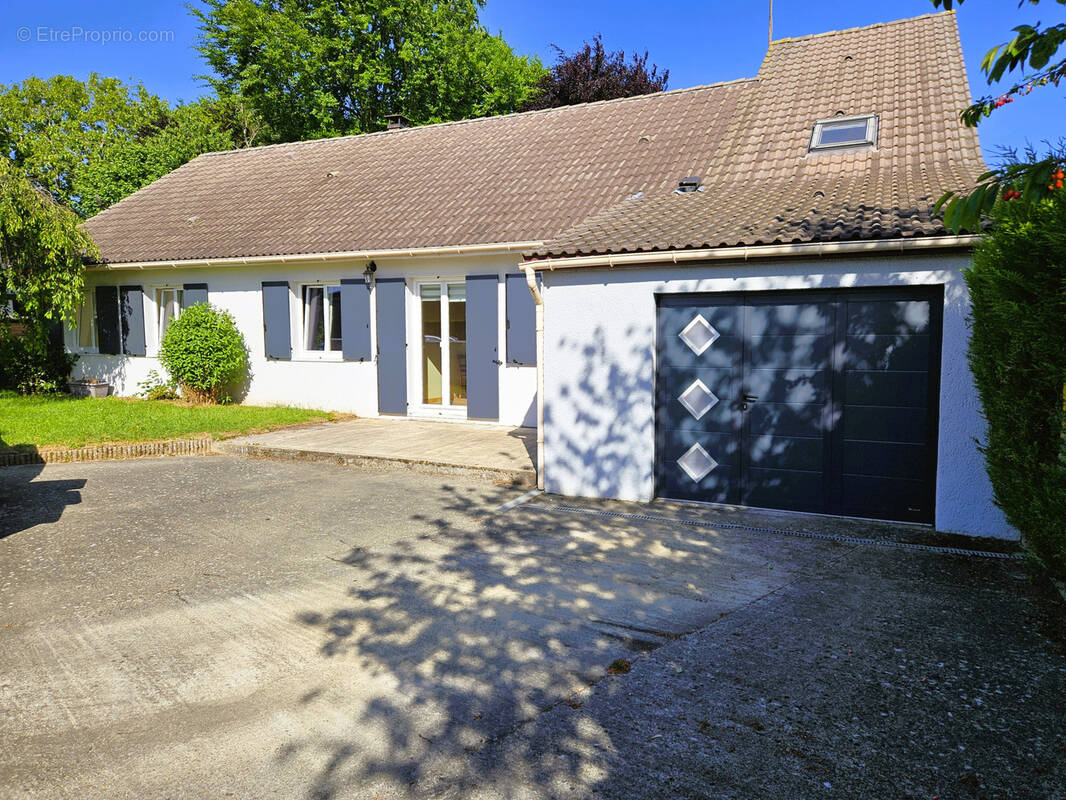 Maison à SAINT-LUPERCE