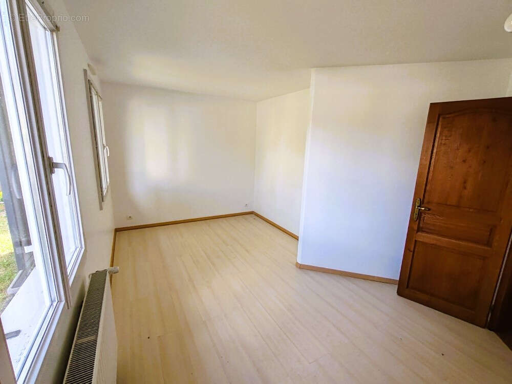 Maison à SAINT-LUPERCE