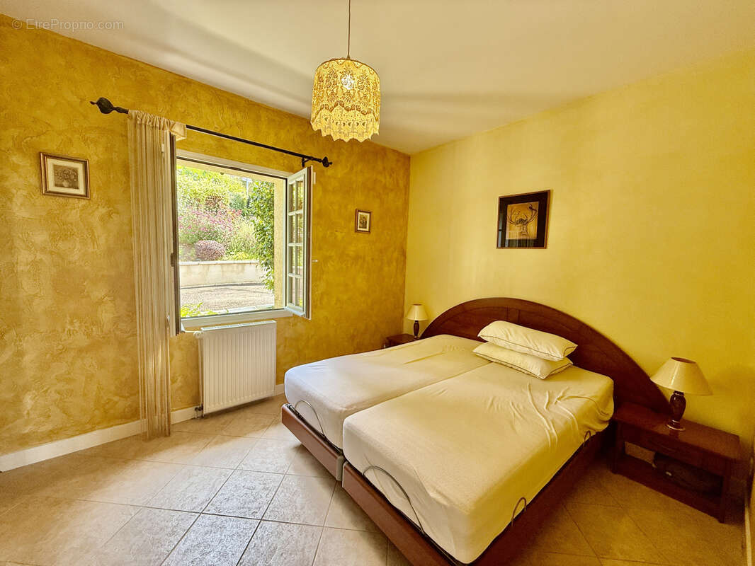 Maison à SARLAT-LA-CANEDA