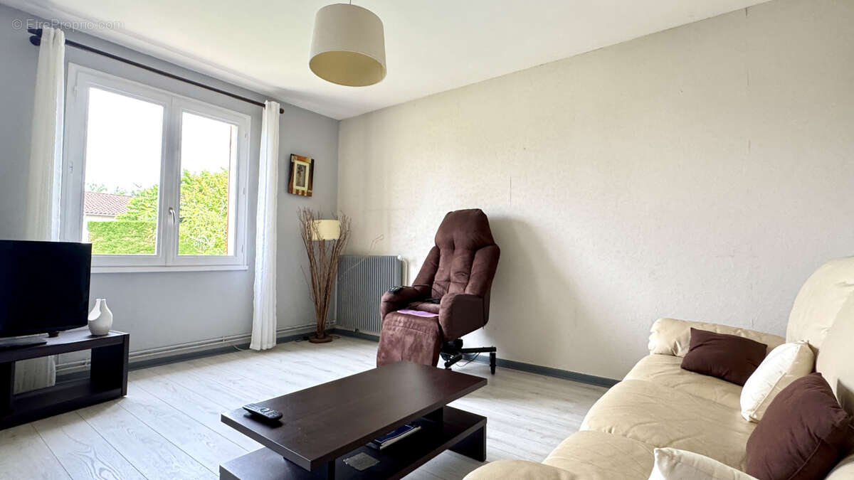 Maison à SAINT-PARDOUX-ISAAC