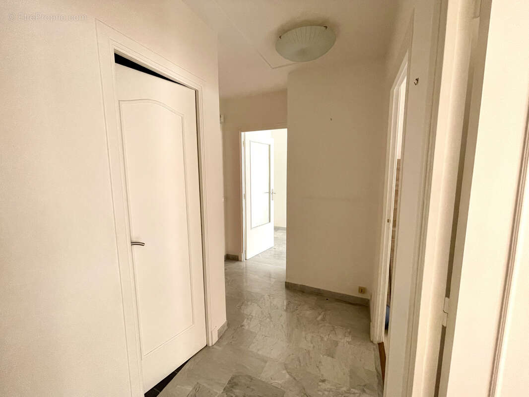 Appartement à MENTON