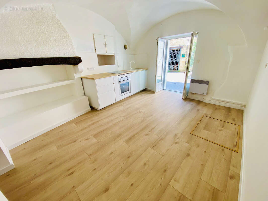 Maison à VILLENEUVE-LES-MAGUELONE