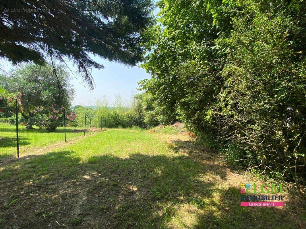 Maison à L&#039;HONOR-DE-COS