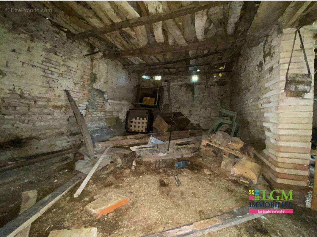 Maison à L&#039;HONOR-DE-COS