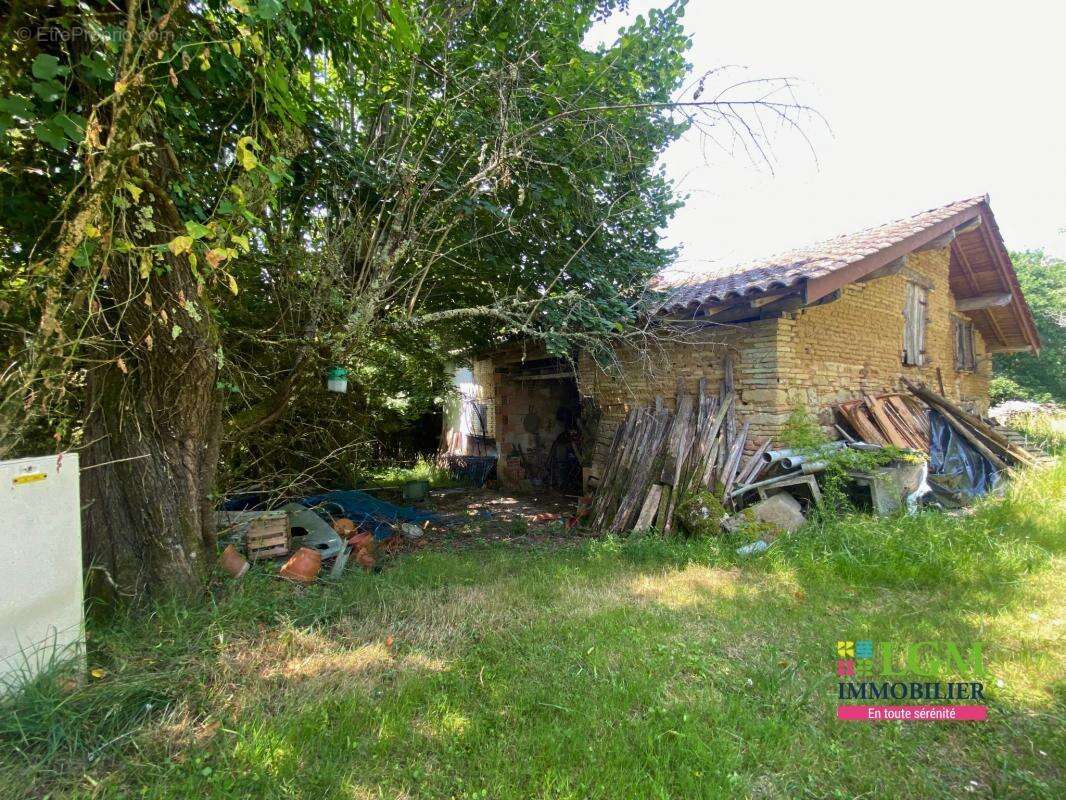 Maison à L&#039;HONOR-DE-COS