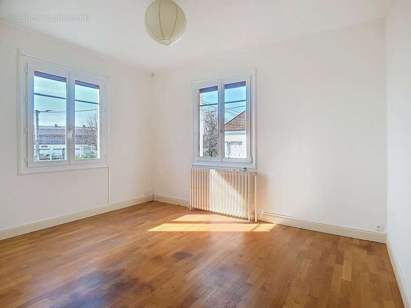 Maison à LE CREUSOT