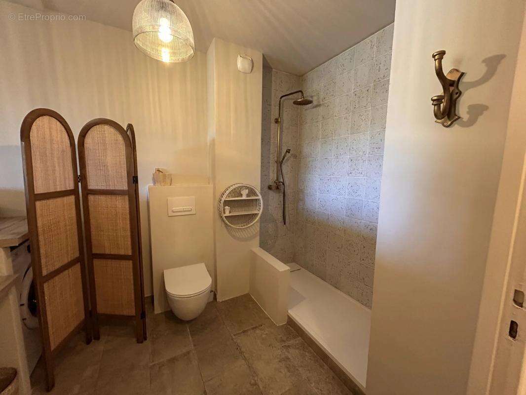 Appartement à MALLEMORT