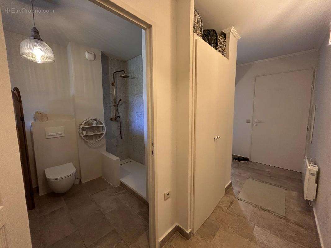 Appartement à MALLEMORT