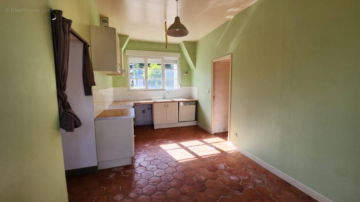 Maison à CHEVREVILLE