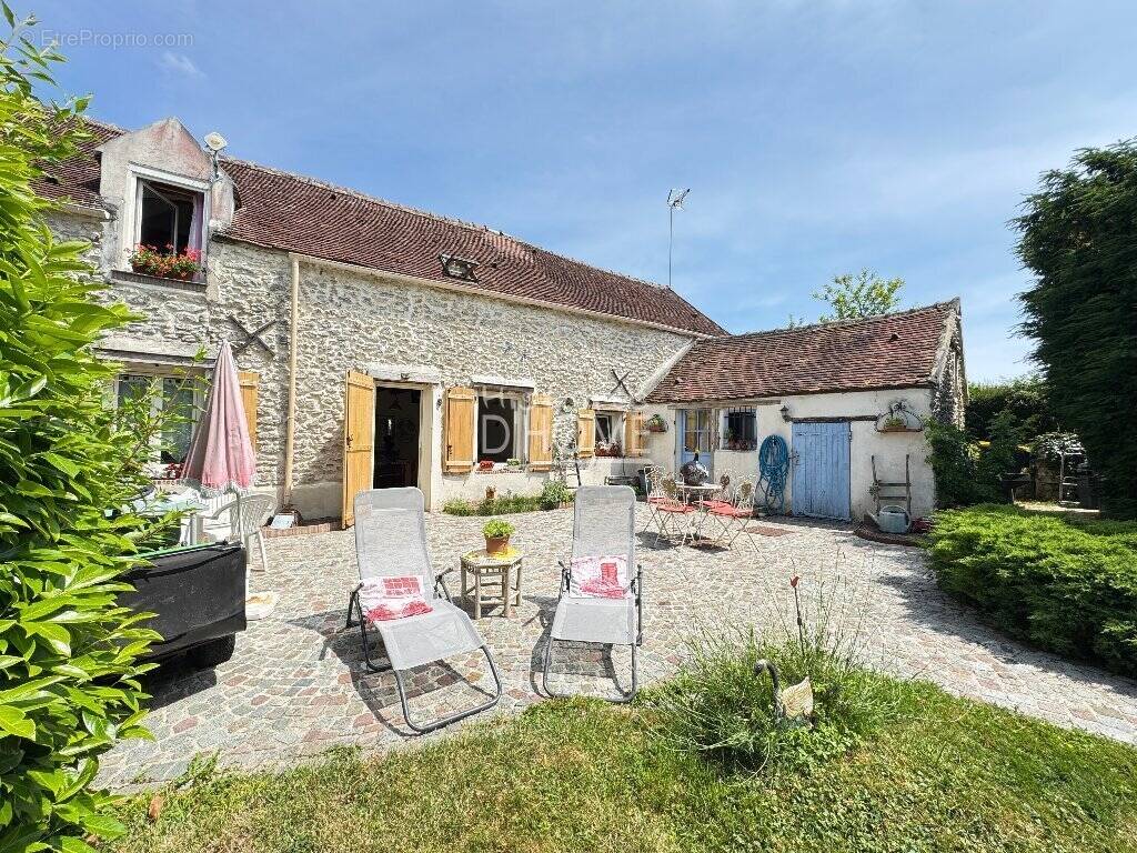 Maison à LA FERTE-GAUCHER