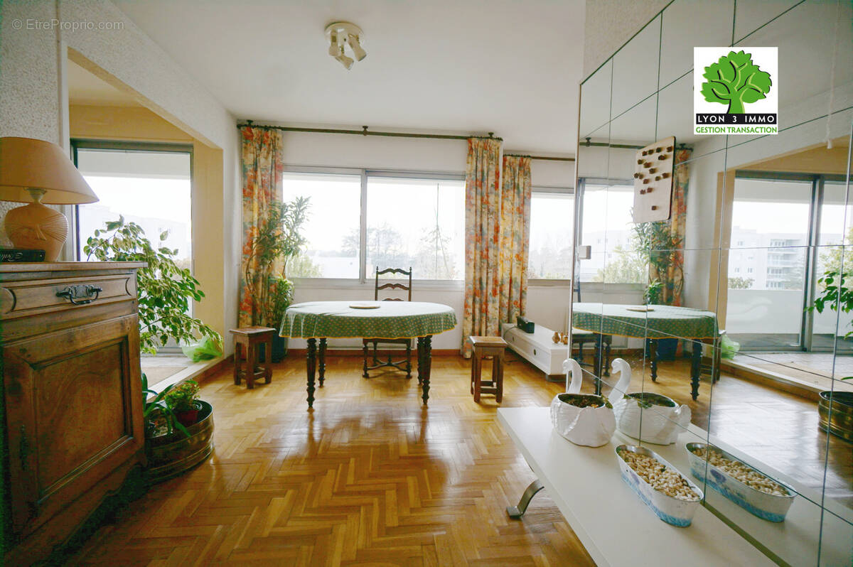 Appartement à FRANCHEVILLE