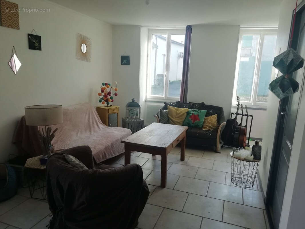 Maison à LA ROCHENARD