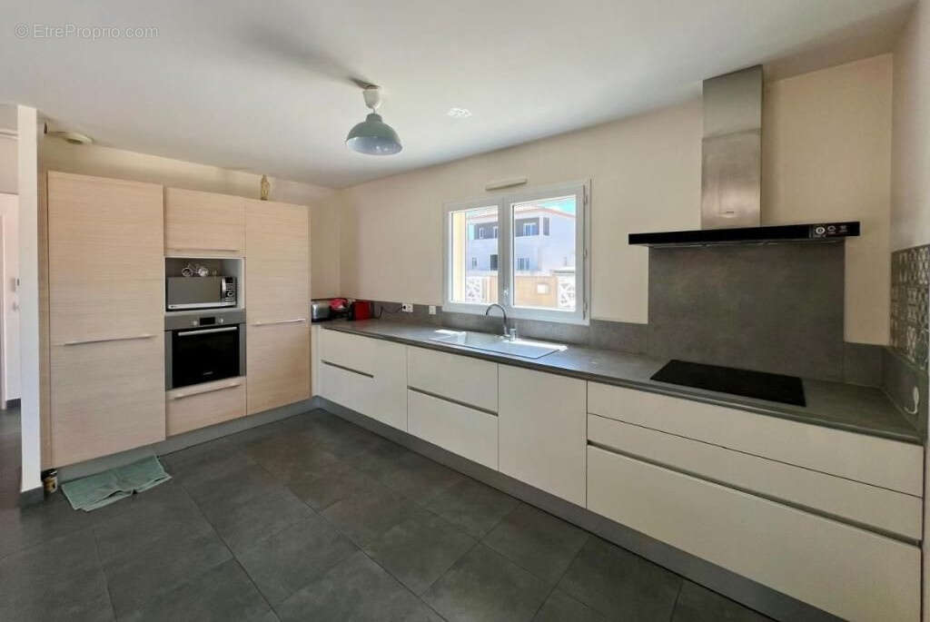 Maison à MARSEILLE-13E