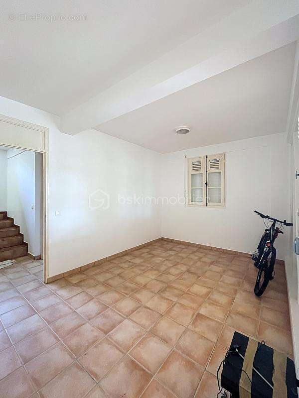 Maison à PETIT-BOURG