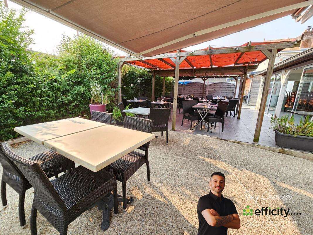 Commerce à MONTOIRE-SUR-LE-LOIR