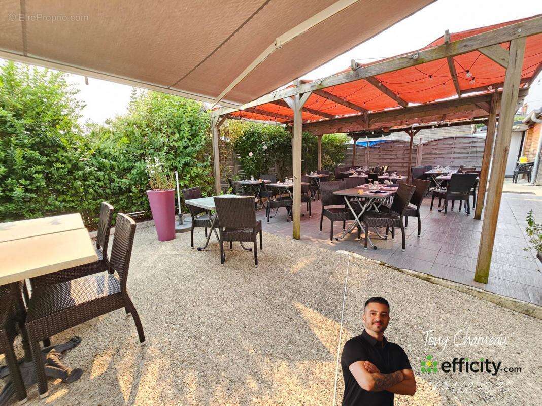 Commerce à MONTOIRE-SUR-LE-LOIR