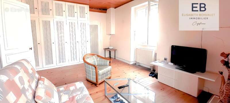 Maison à SAINT-LAURENT-DE-MURE