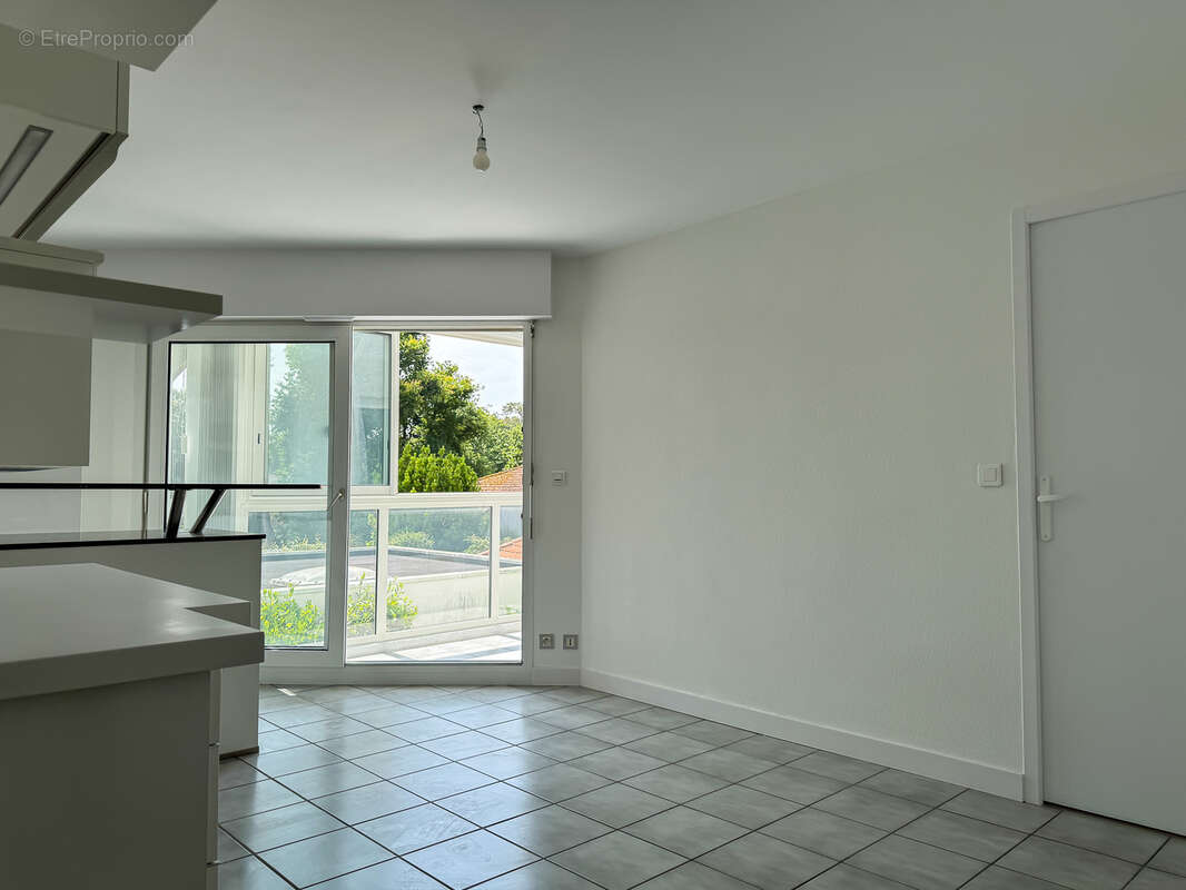 Appartement à VAUX-SUR-MER