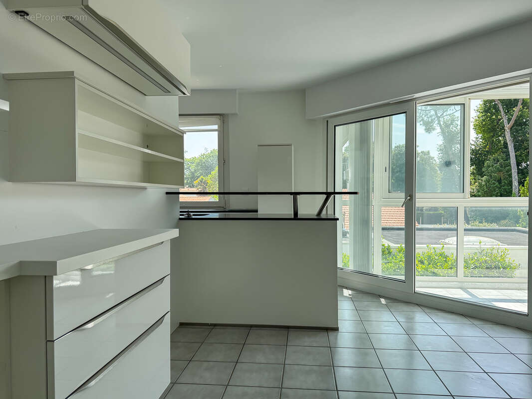 Appartement à VAUX-SUR-MER