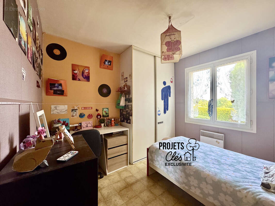 Maison à BEAULIEU-SOUS-LA-ROCHE