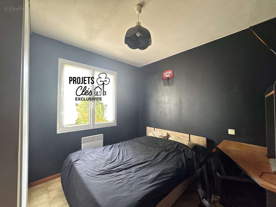 Maison à BEAULIEU-SOUS-LA-ROCHE