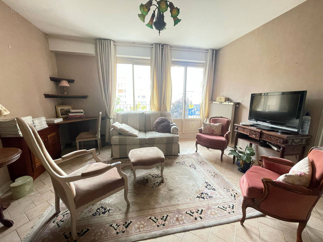 Appartement à MANTES-LA-JOLIE