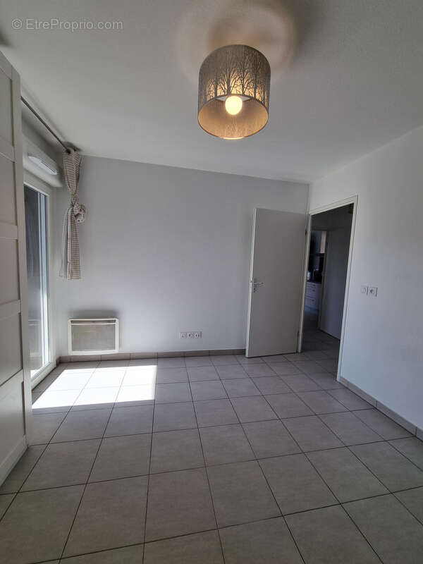 Appartement à MARSEILLE-3E