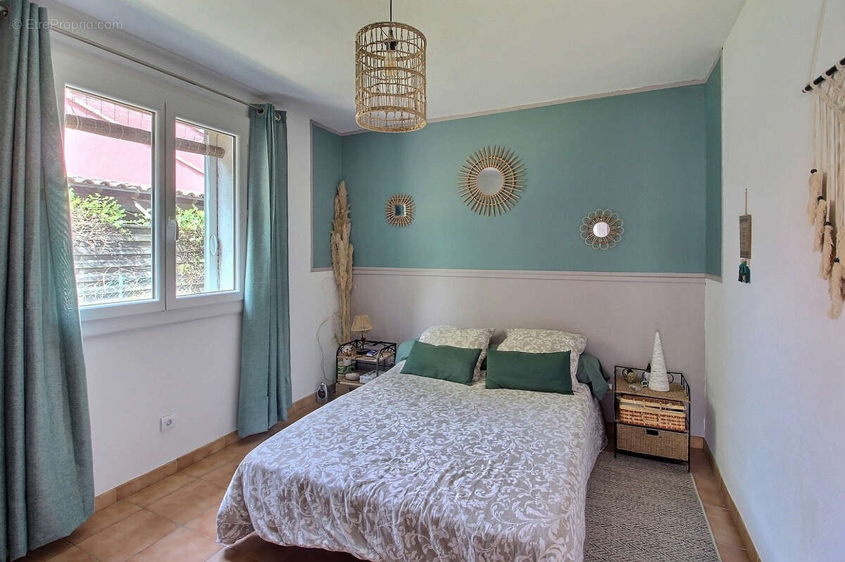 Maison à SAINT-MARTIN-DE-LONDRES